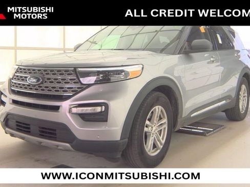 Used 2024 Ford Explorer XLT w/ Equipment Group 202A image 1