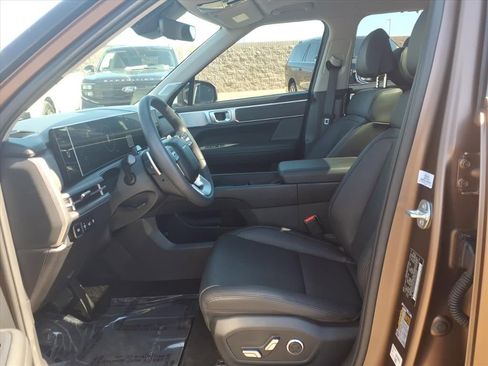 Used 2025 Hyundai Santa Fe Limited image 23