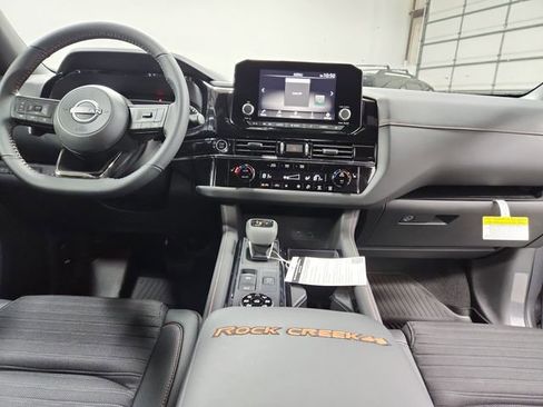 Used 2024 Nissan Pathfinder Rock Creek AWD/4WD image 30
