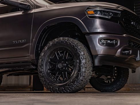 Used 2022 RAM 1500 Limited AWD/4WD image 11