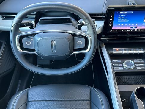 Certified 2024 Lincoln Nautilus Premier image 14