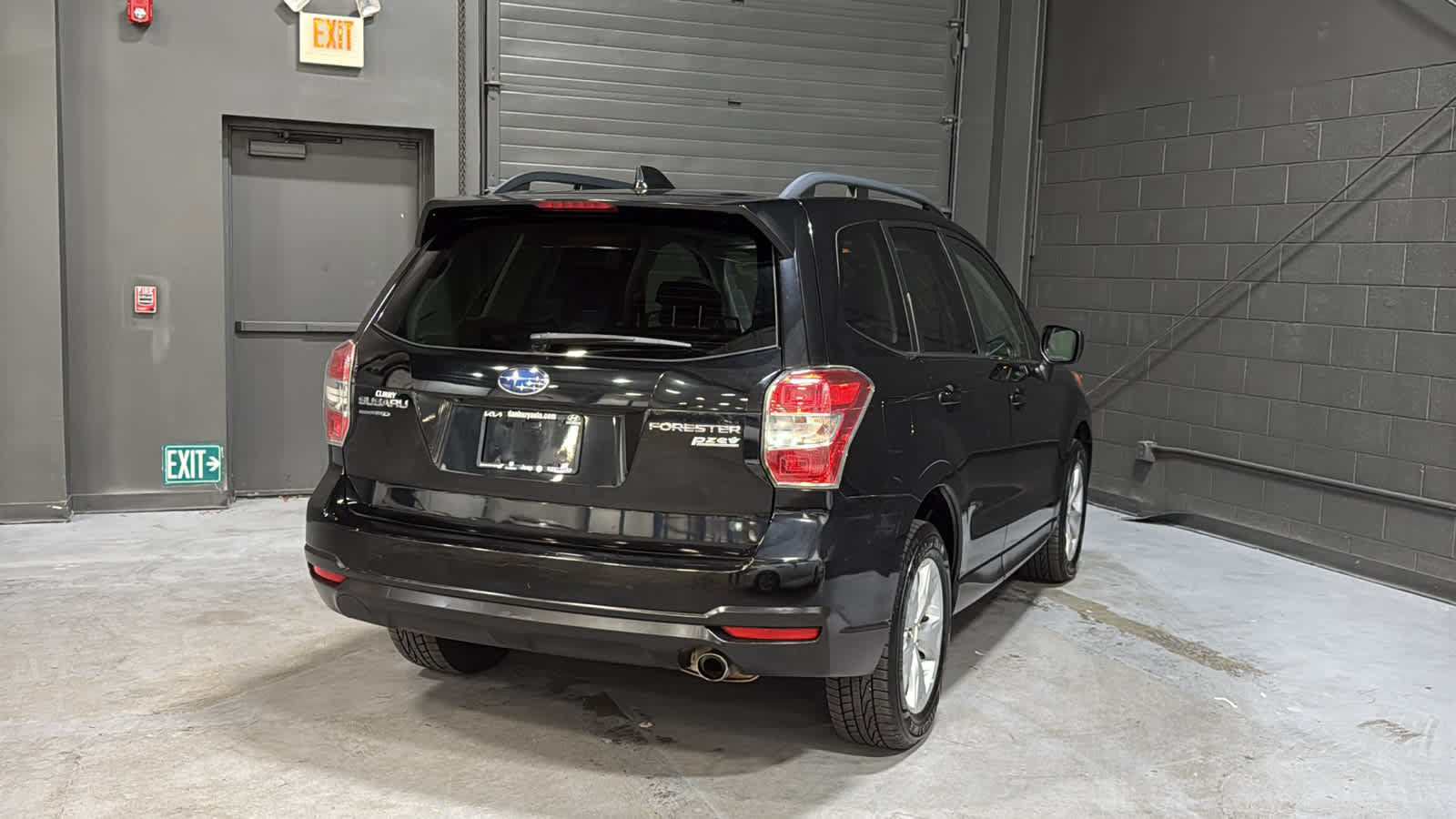 Used 2016 Subaru Forester 2.5i Limited AWD/4WD image 4