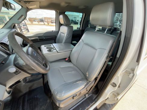 Used 2016 Ford F250 XL w/ Power Equipment Group image 15