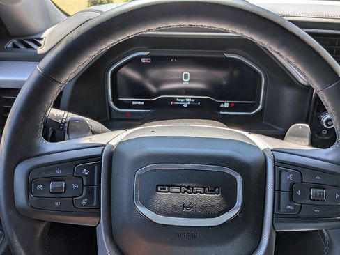 Used 2024 GMC Sierra 1500 Denali w/ Technology Package AWD/4WD image 22