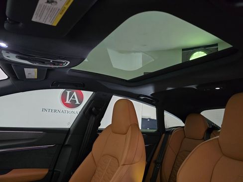 New 2026 Audi RS 7 Performance image 13