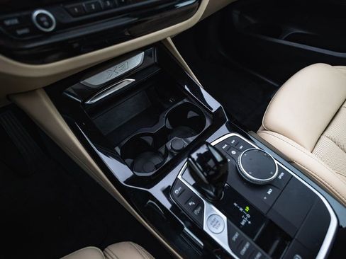 Used 2022 BMW X3 xDrive30i w/ Convenience Package image 17