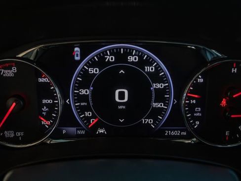 Used 2023 GMC Terrain Denali w/ Denali Premium Package image 14