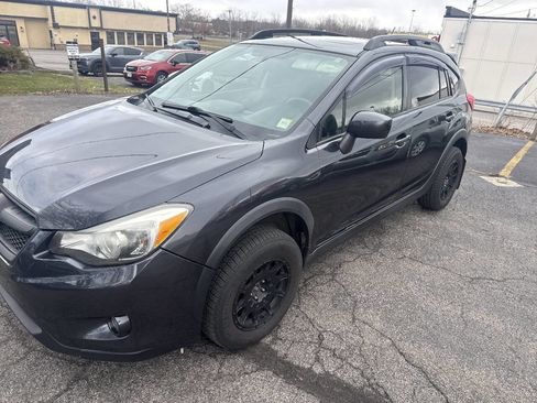 Used 2015 Subaru Crosstrek 2.0i Premium w/ Moonroof Package image 10