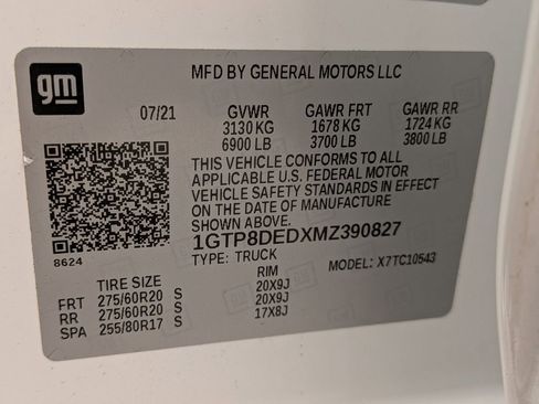 Used 2021 GMC Sierra 1500 SLT w/ SLT Premium Package RWD image 32