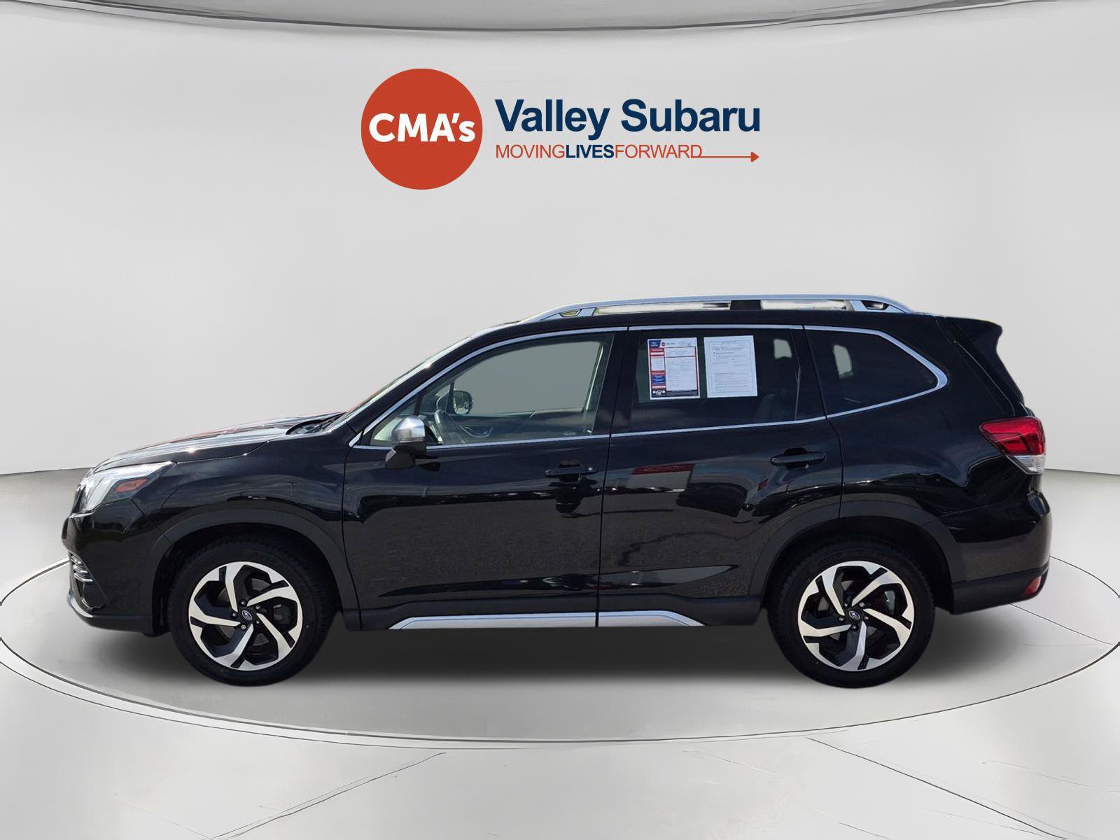Used 2022 Subaru Forester Touring w/ Popular Package #2 AWD/4WD image 2