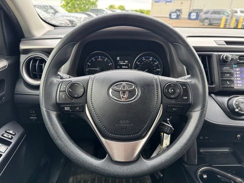 Used 2017 Toyota RAV4 LE w/ Carpet Mat Package AWD/4WD image 7