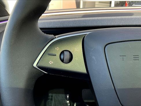 Used 2025 Tesla Model 3 Long Range image 17