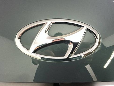 Used 2023 Hyundai Ioniq 5 SE w/ Cargo Package AWD/4WD image 8