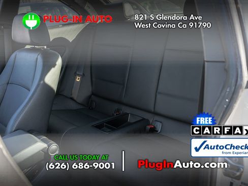 Used 2011 BMW 135i Coupe image 11