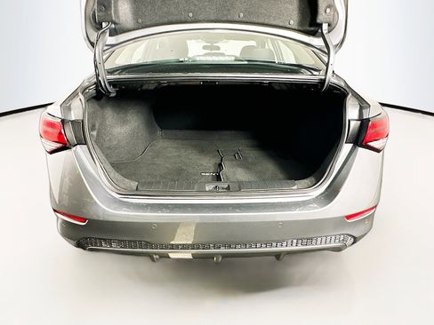 Used 2024 Nissan Sentra SV image 26