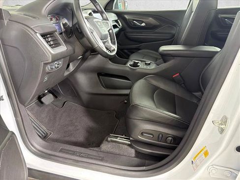 Used 2023 GMC Terrain SLT FWD image 10