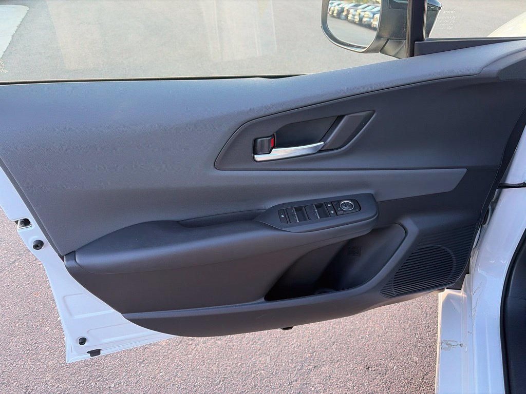 Used 2026 Toyota Prius XLE AWD/4WD image 23