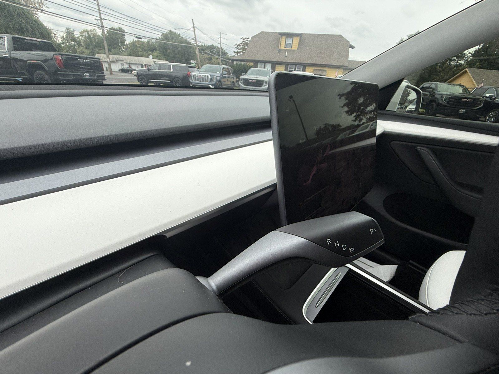 Used 2022 Tesla Model Y Long Range AWD/4WD image 19