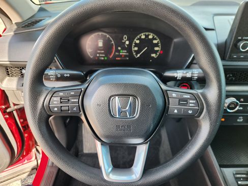 Certified 2025 Honda CR-V LX image 9