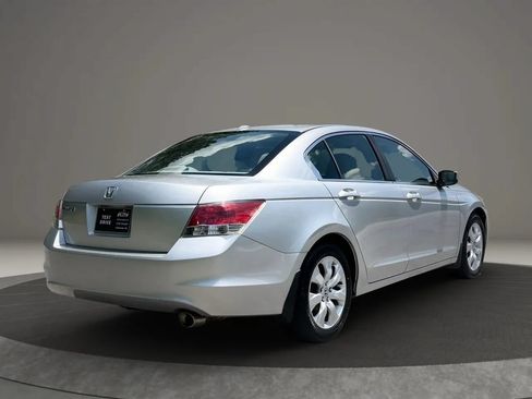 Used 2009 Honda Accord EX-L image 4