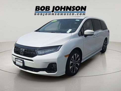 Used 2025 Honda Odyssey Elite image 7