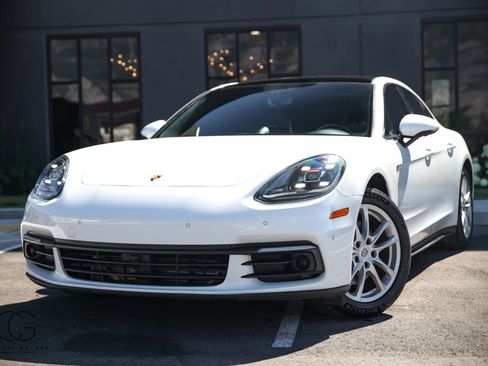 Used 2018 Porsche Panamera 4 AWD/4WD image 2