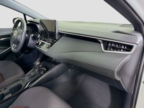 Used 2024 Toyota Corolla SE image 31