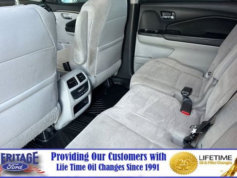 Used 2021 Honda Pilot EX image 12