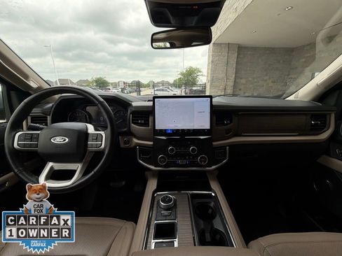 Used 2024 Ford Expedition Max Limited image 26