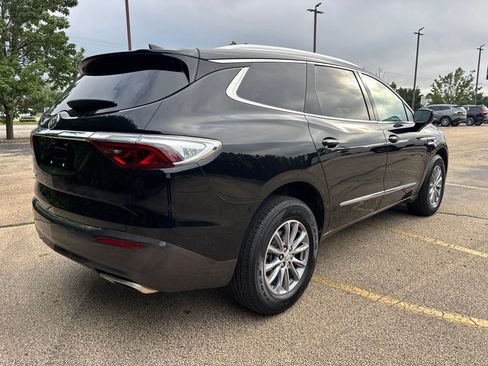 Used 2023 Buick Enclave Essence FWD image 7