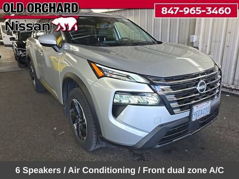 Used 2024 Nissan Rogue SV w/ SV Premium Package AWD/4WD image 2