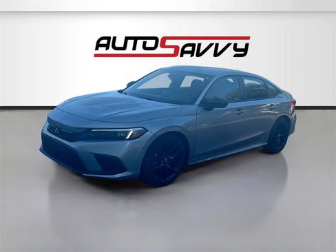 Used 2023 Honda Civic Sport image 3