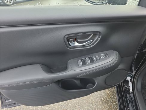 New 2026 Honda HR-V EX-L image 15