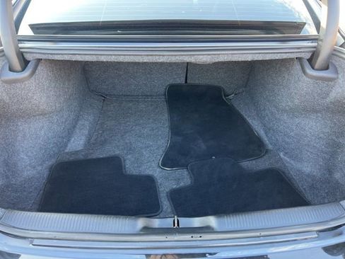 Used 2023 Dodge Charger R/T w/ Plus Group image 25