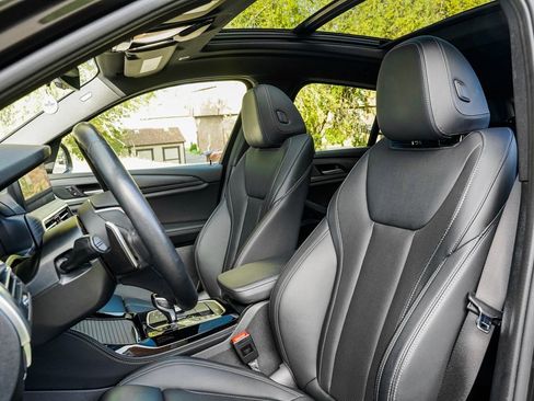 Used 2023 BMW X4 xDrive30i w/ Premium Package image 19