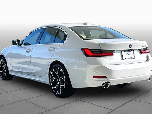 Certified 2026 BMW 330i Sedan RWD image 11