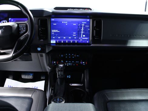Used 2023 Ford Bronco Outer Banks image 18