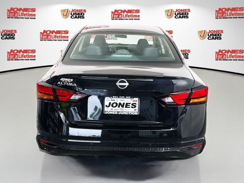 Certified 2024 Nissan Altima 2.5 S FWD image 14