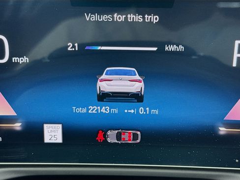 Used 2023 BMW i4 eDrive35 w/ Premium Package RWD image 8