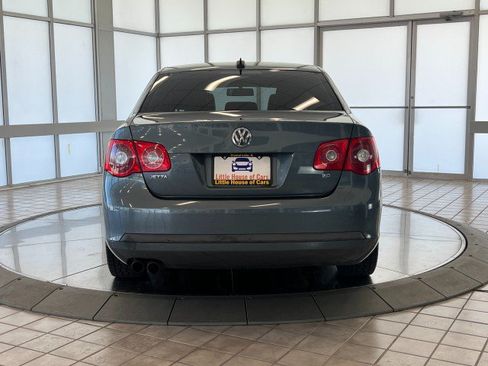 Used 2006 Volkswagen Jetta 2.0T FWD image 6