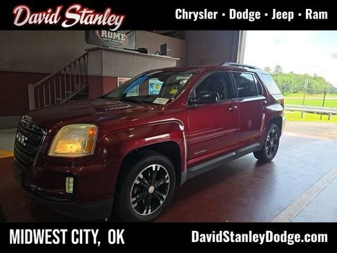 Used 2017 GMC Terrain SLE w/ Technology Package AWD/4WD image 1