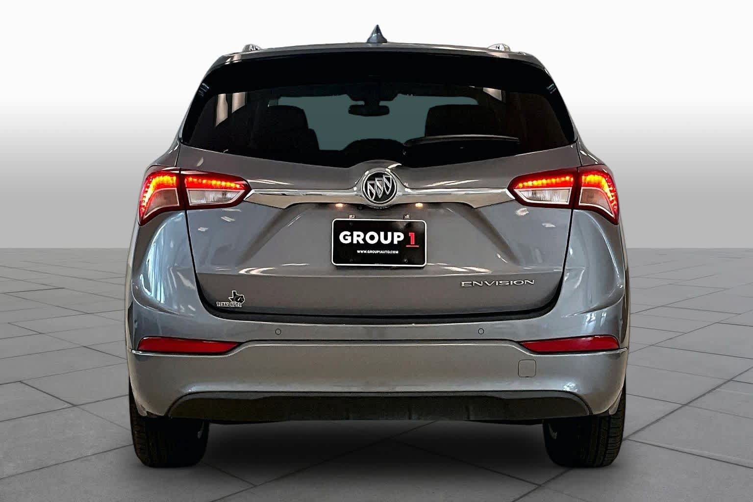 Used 2020 Buick Envision Essence w/ LPO, Cargo Package FWD image 4