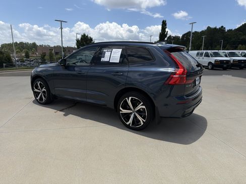 Used 2024 Volvo XC60 B5 Ultimate w/ Protection Package Premier AWD/4WD image 26