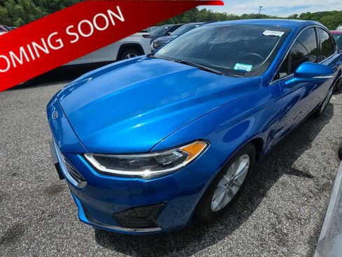Used 2019 Ford Fusion SEL FWD image 1