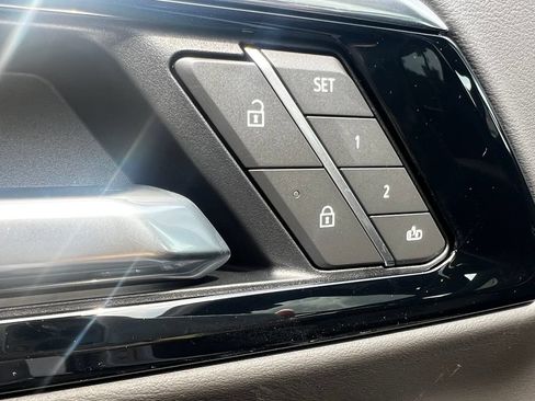 New 2026 Chevrolet Suburban Premier w/ Sun And Tow Package AWD/4WD image 15