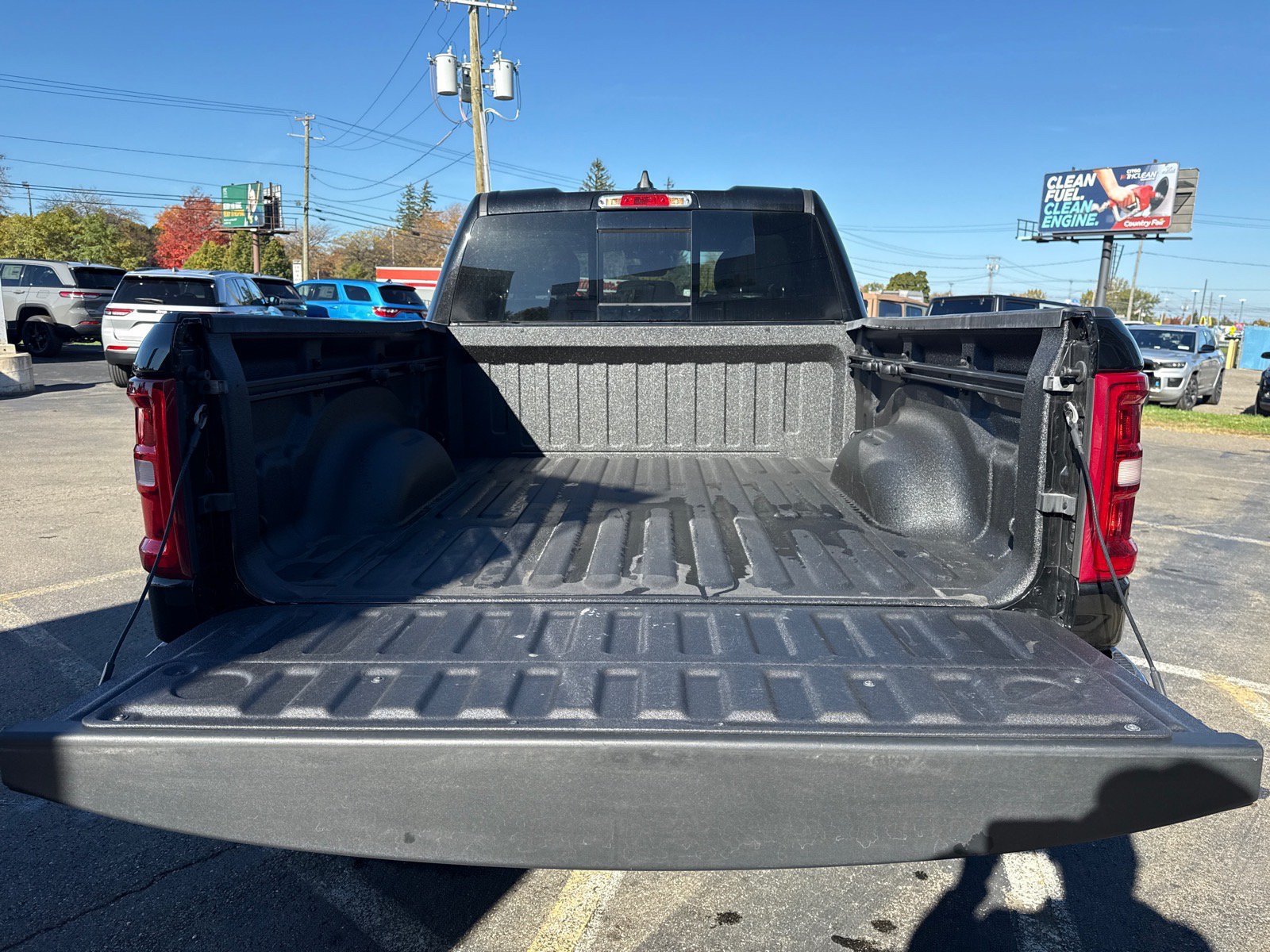 Used 2025 RAM 1500 Big Horn AWD/4WD image 24