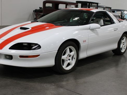 Used 1997 Chevrolet Camaro SS w/ SS Alteration Pkg RWD image 2