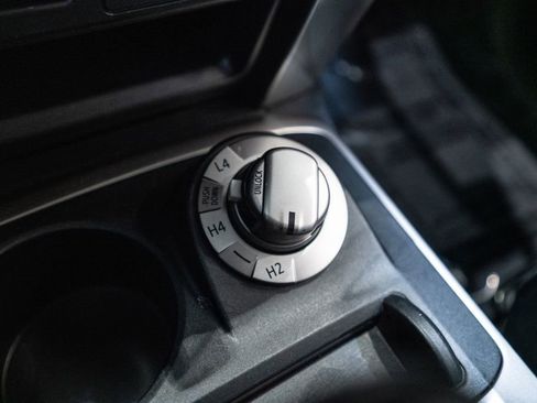 Certified 2024 Toyota 4Runner SR5 image 31