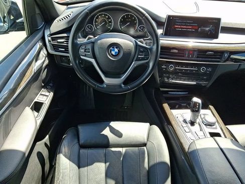 Used 2018 BMW X5 xDrive40e AWD/4WD image 11