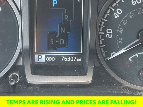 Used 2023 Toyota Tacoma TRD Sport w/ Advanced Technology Package image 21